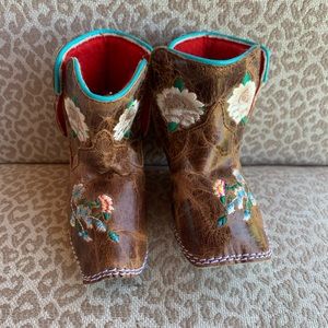 Newborn Macie Bean boots. Soft sole